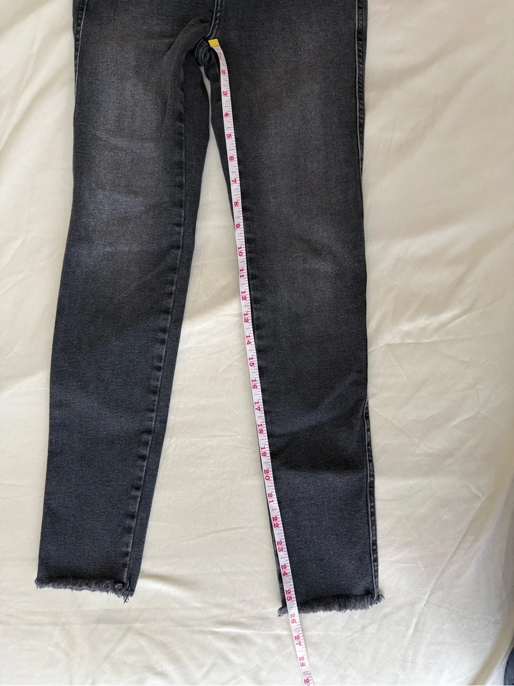 We The Free // Free People // Women's Black Skinny Jeans with Raw Hem // 25